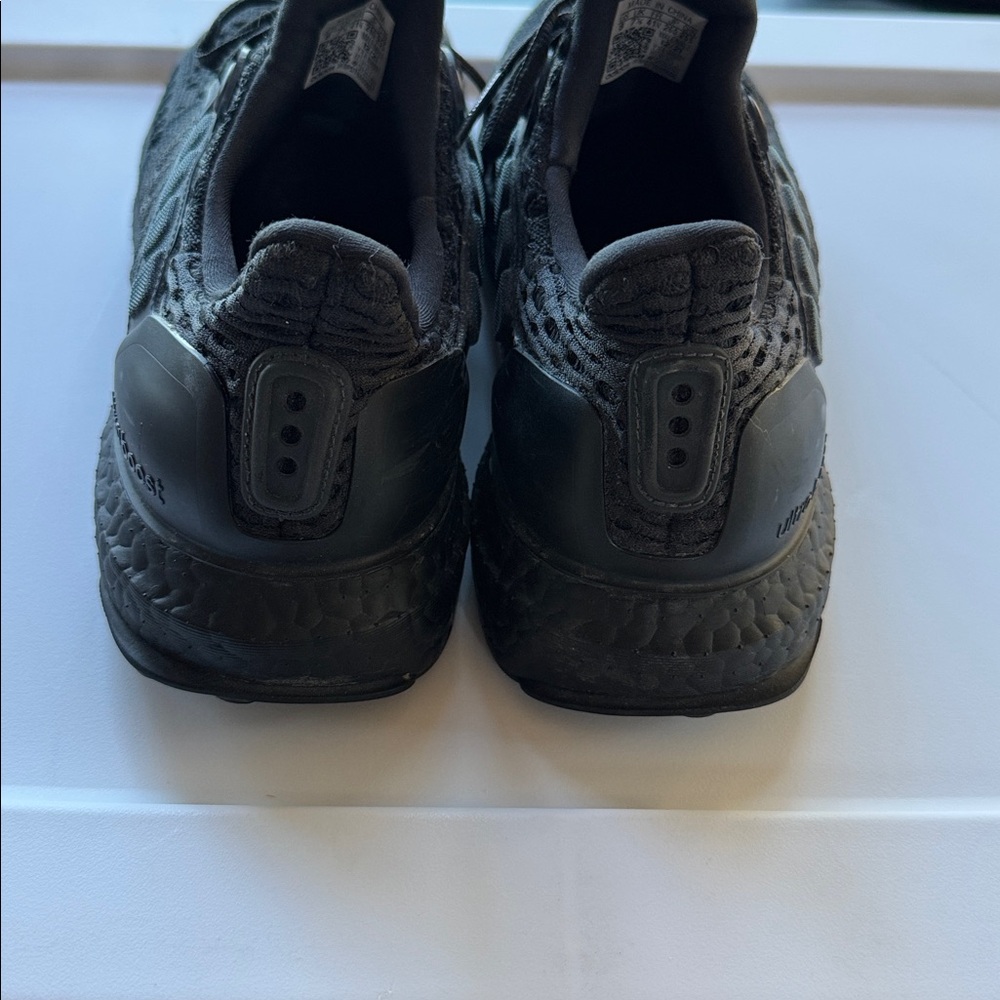 Adidas Ultra Boost ClimaCool men’s Black Running Shoes, size 8, good condition - Picture 2 of 8